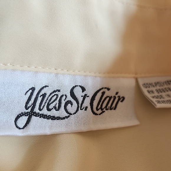Vintage Yves St. Clair Light Yellow Blouse – Size 8P, Pleated Front, Elegant - Picture 10 of 12